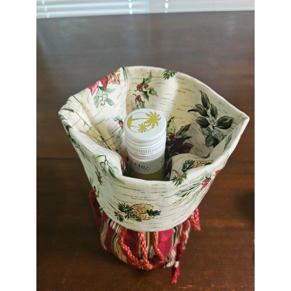 Longaberger Holiday Botanical Fabric Wine Spirits Gift Bag Holder Set of 2